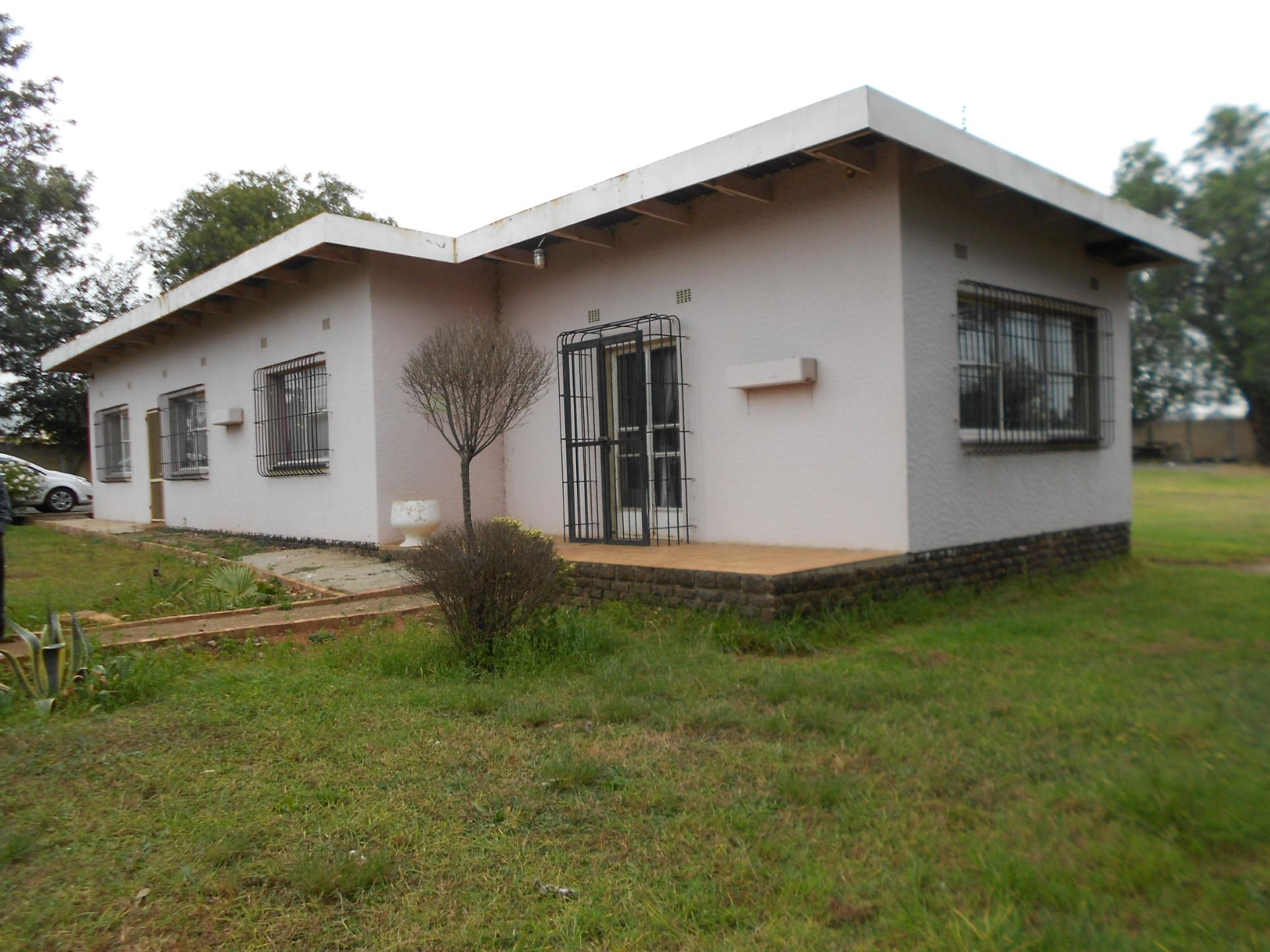 Front View of property in Benoni