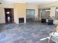 Lounges - 161 square meters of property in Brakpan
