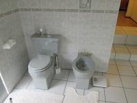 Main Bathroom - 15 square meters of property in Heidelberg - GP