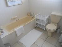 Bathroom 1 - 3 square meters of property in Mossel Bay