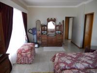 Main Bedroom - 22 square meters of property in Mossel Bay