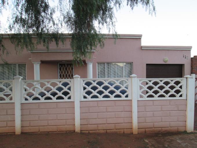 3 Bedroom House for Sale For Sale in Lenasia - Private Sale - MR109703