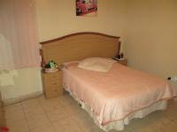 Bed Room 2 - 13 square meters of property in Lenasia