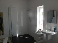 Bathroom 1 - 2 square meters of property in McGregor