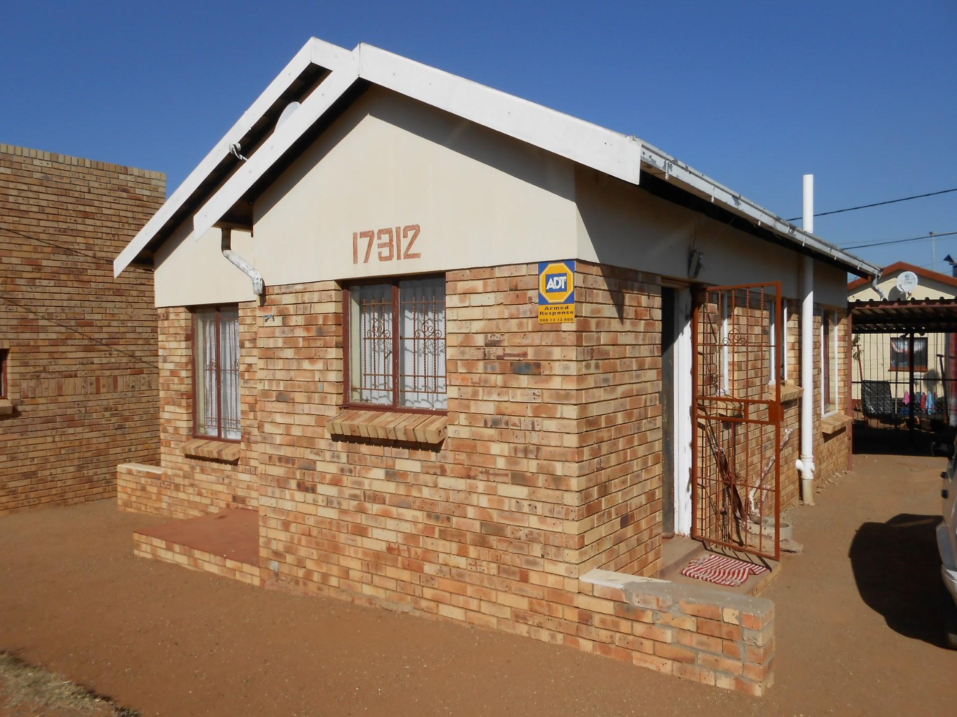 Front View of property in Bloemfontein