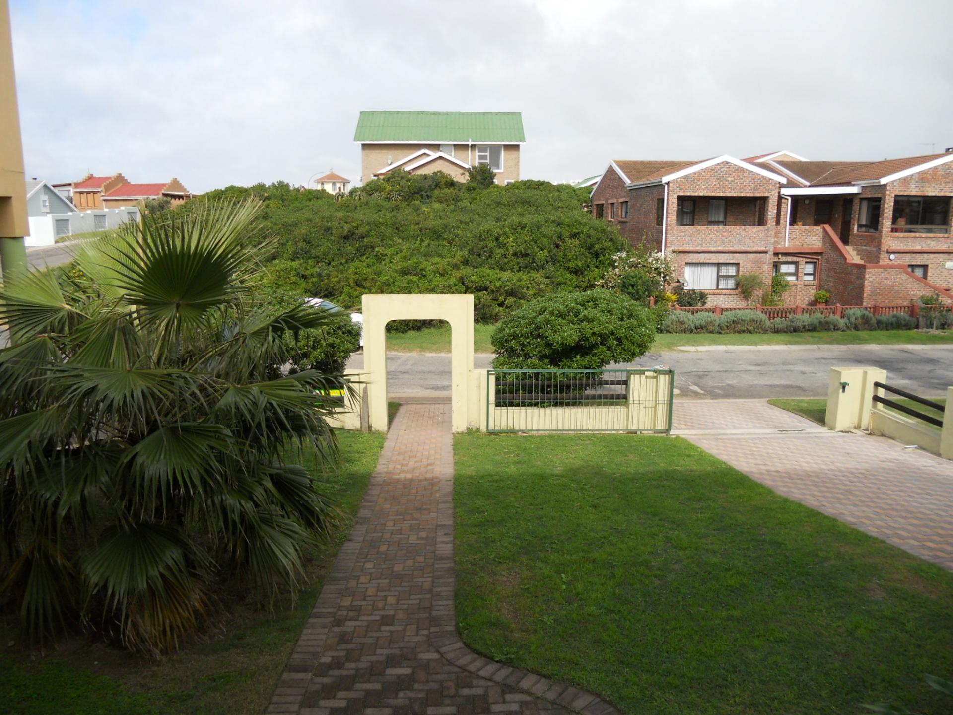 Front View of property in Jeffrey's Bay