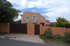 Front View of property in Noordhoek