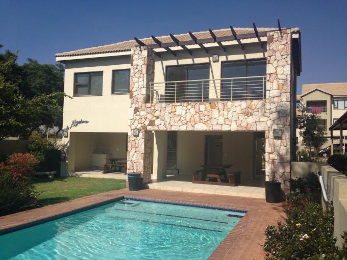 2 Bedroom Apartment for Sale For Sale in Bryanston - Private Sale - MR110081