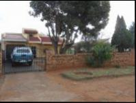 4 Bedroom 1 Bathroom House for Sale for sale in Lenasia