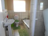 Bathroom 1 - 7 square meters of property in Meyerton