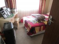 Bed Room 1 - 9 square meters of property in Meyerton