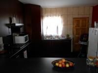 Kitchen - 21 square meters of property in Helderstrome AH