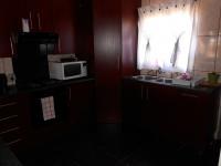 Kitchen - 21 square meters of property in Helderstrome AH