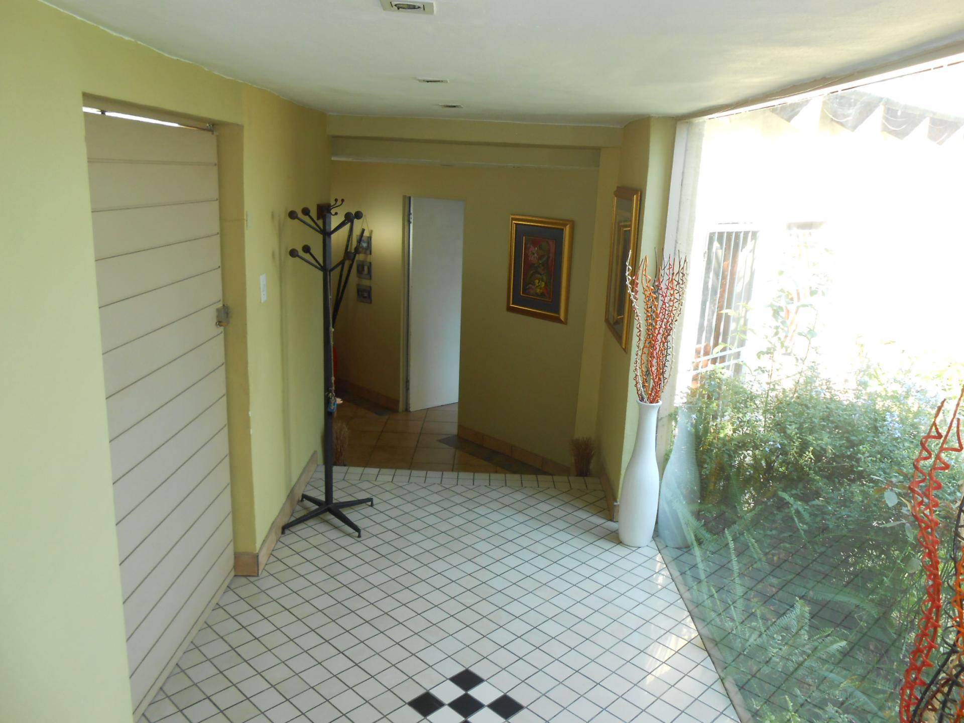 Spaces - 22 square meters of property in Glen Austin AH (Midrand)