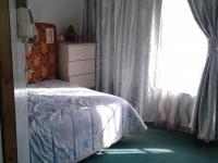 Bed Room 1 - 10 square meters of property in Lenasia South