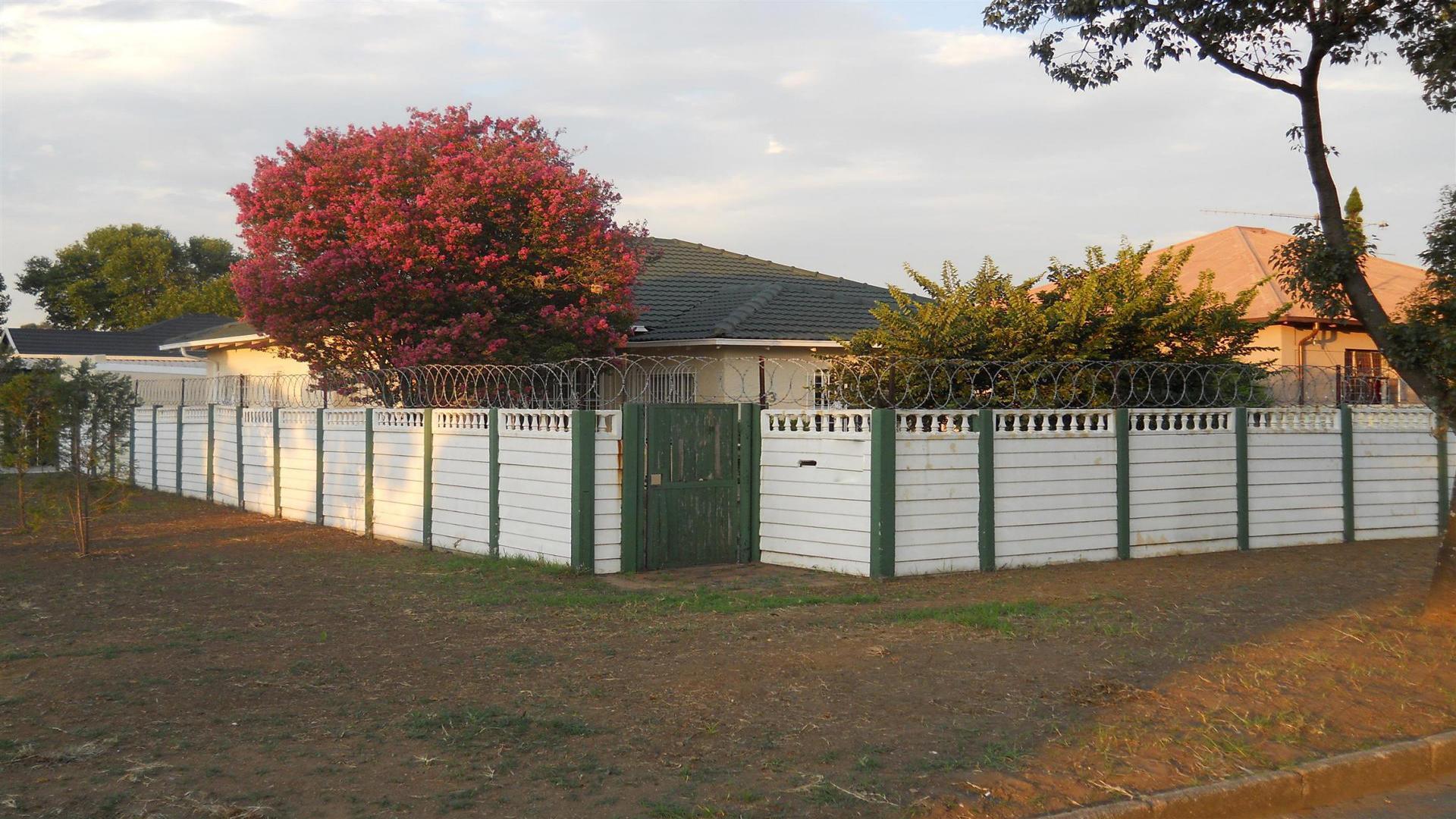 Front View of property in Boksburg