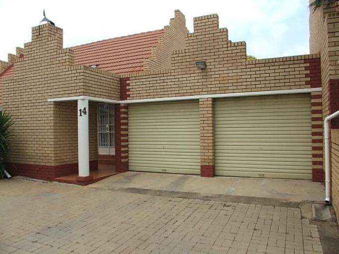 3 Bedroom Simplex for Sale For Sale in Kempton Park - Private Sale - MR110672