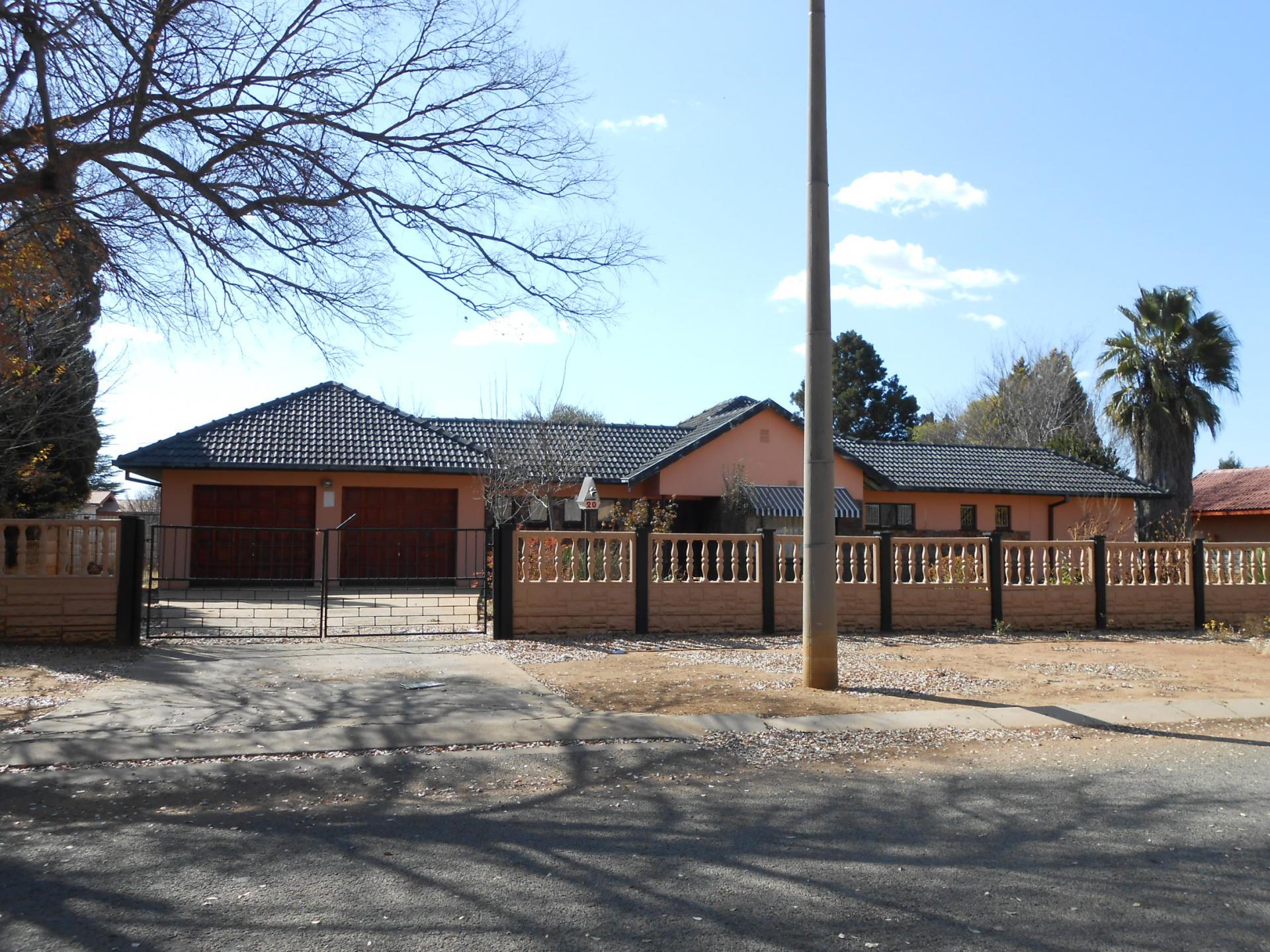 Front View of property in Klerksdorp