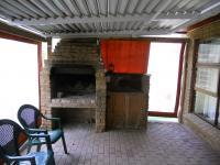 Patio - 28 square meters of property in Brenton on Lake (Lake Brenton)