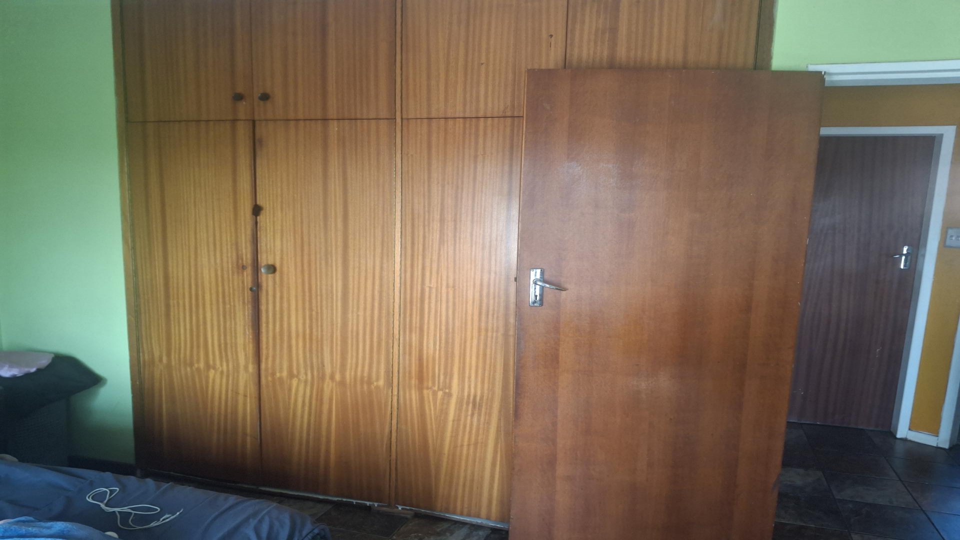Bed Room 1 of property in Klippoortjie AH