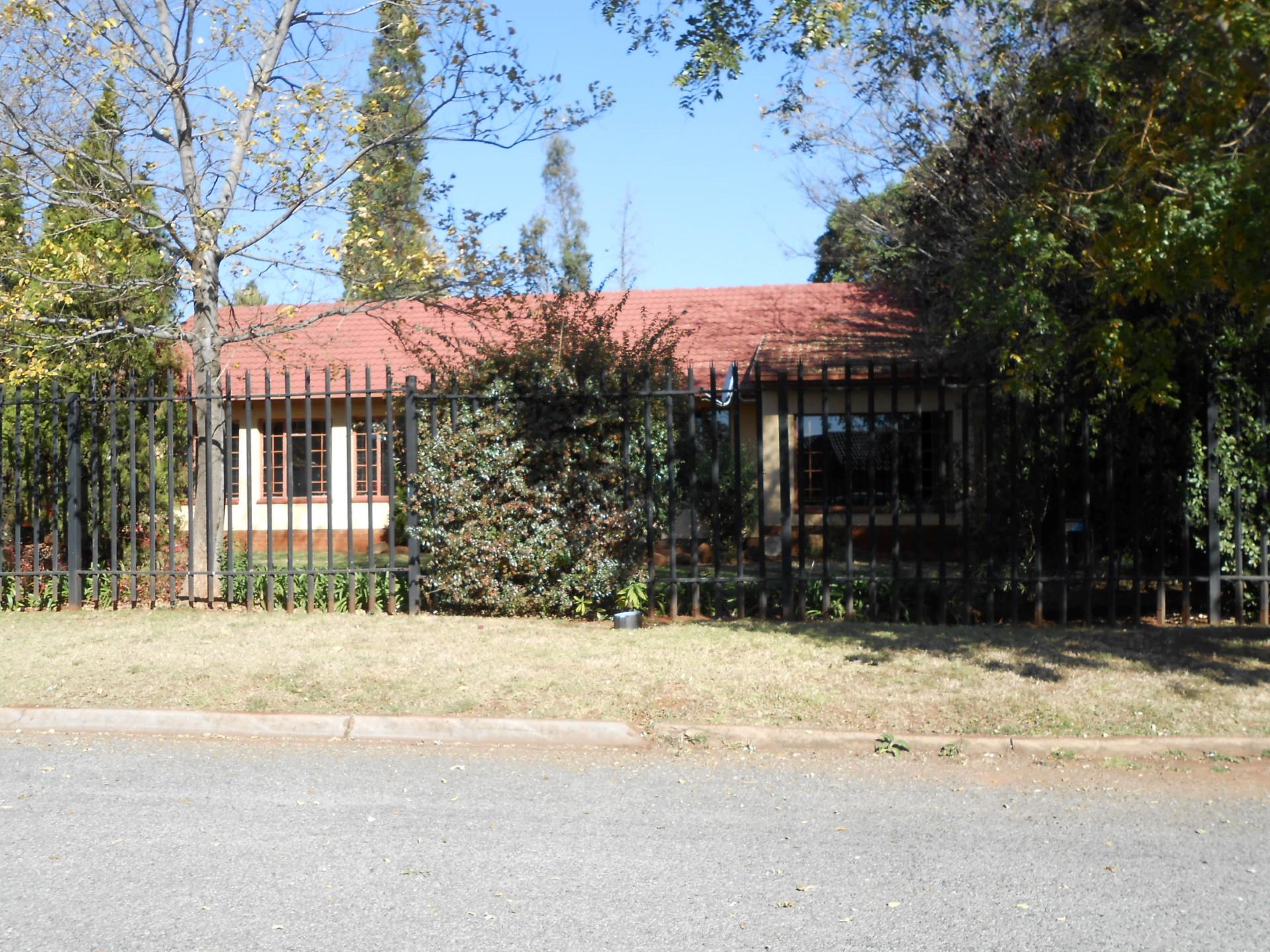 Front View of property in Klippoortjie AH