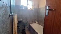 Bathroom 2 - 5 square meters of property in Klippoortjie AH