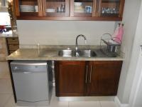 Kitchen - 48 square meters of property in Eden George