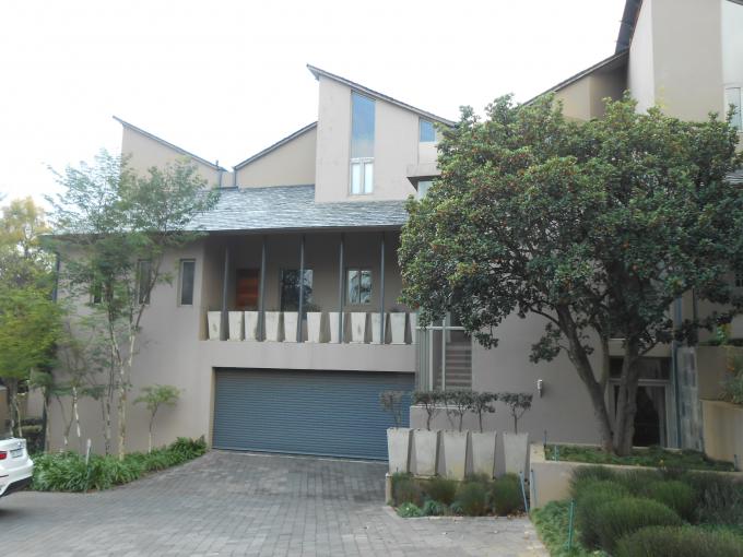 3 Bedroom Sectional Title for Sale For Sale in Waterkloof Heights - Home Sell - MR110936