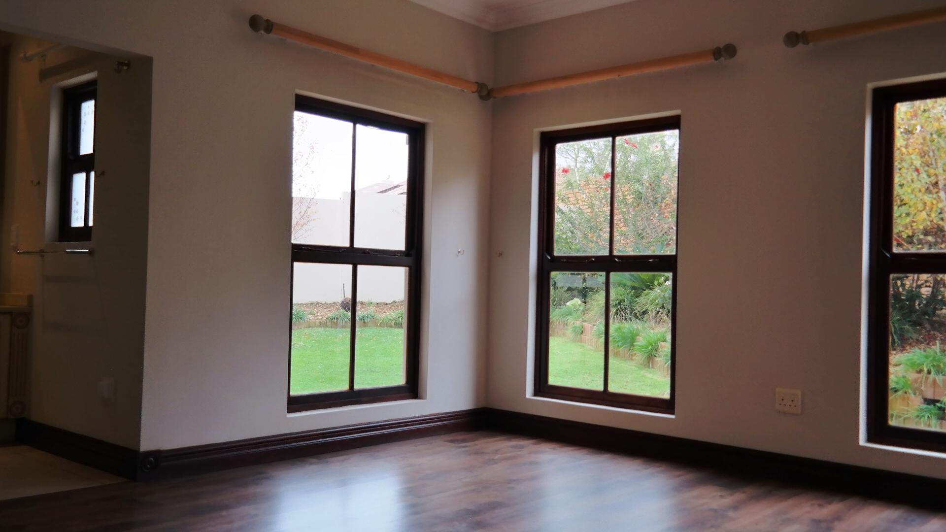 Bed Room 2 - 18 square meters of property in The Wilds Estate