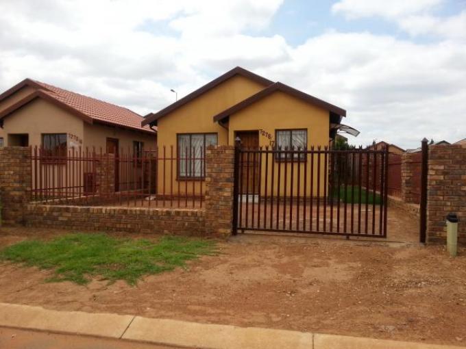 2 Bedroom House for Sale For Sale in Soshanguve - Private Sale - MR111080