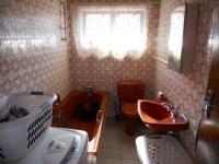 Main Bathroom - 5 square meters of property in Shallcross 
