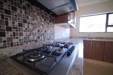 Kitchen - 23 square meters of property in The Wilds Estate