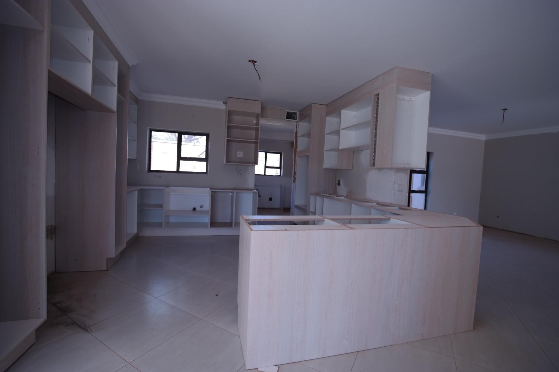 Kitchen - 31 square meters of property in The Wilds Estate