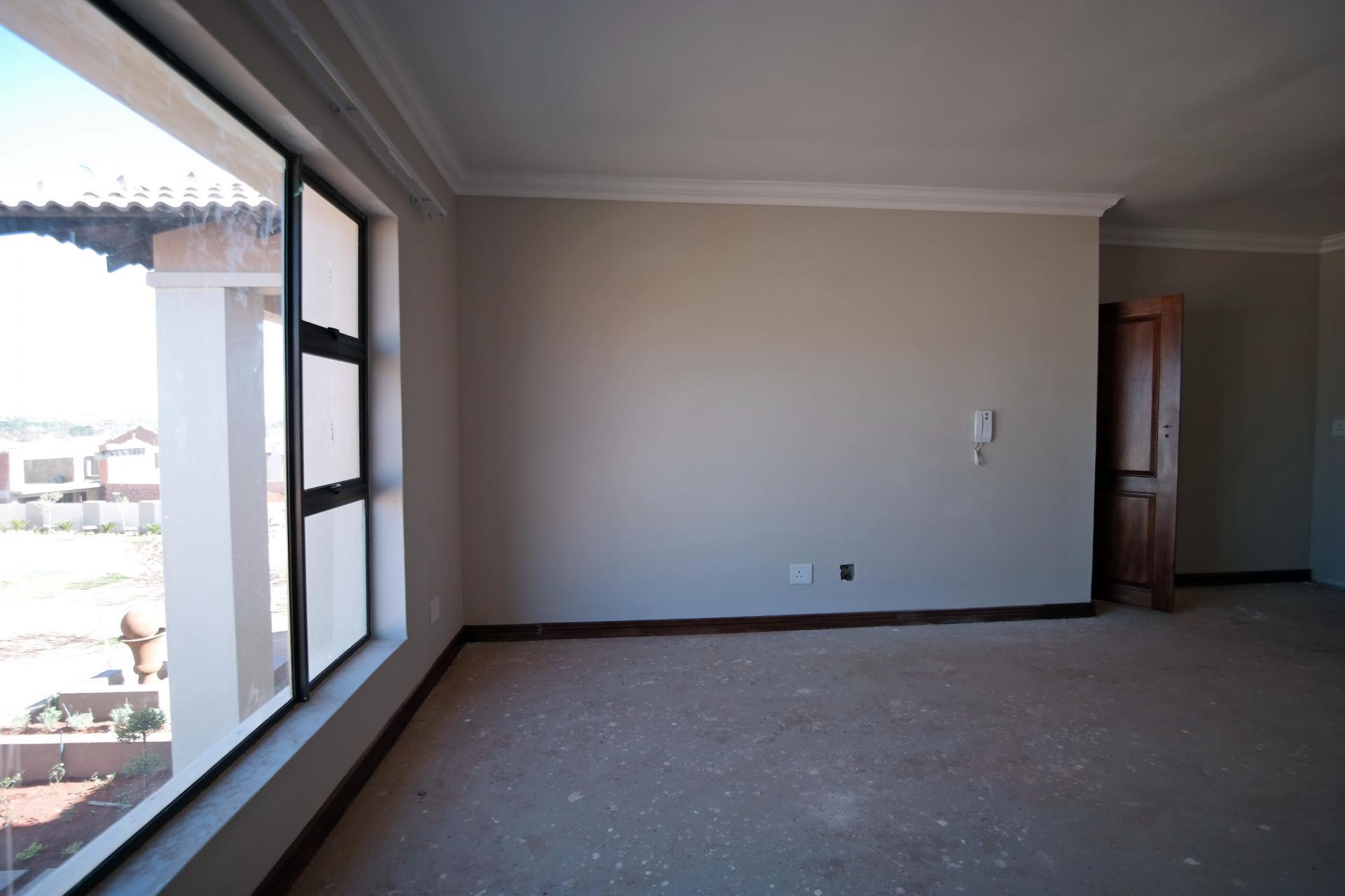 TV Room - 33 square meters of property in The Wilds Estate