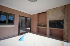 Patio - 13 square meters of property in The Wilds Estate