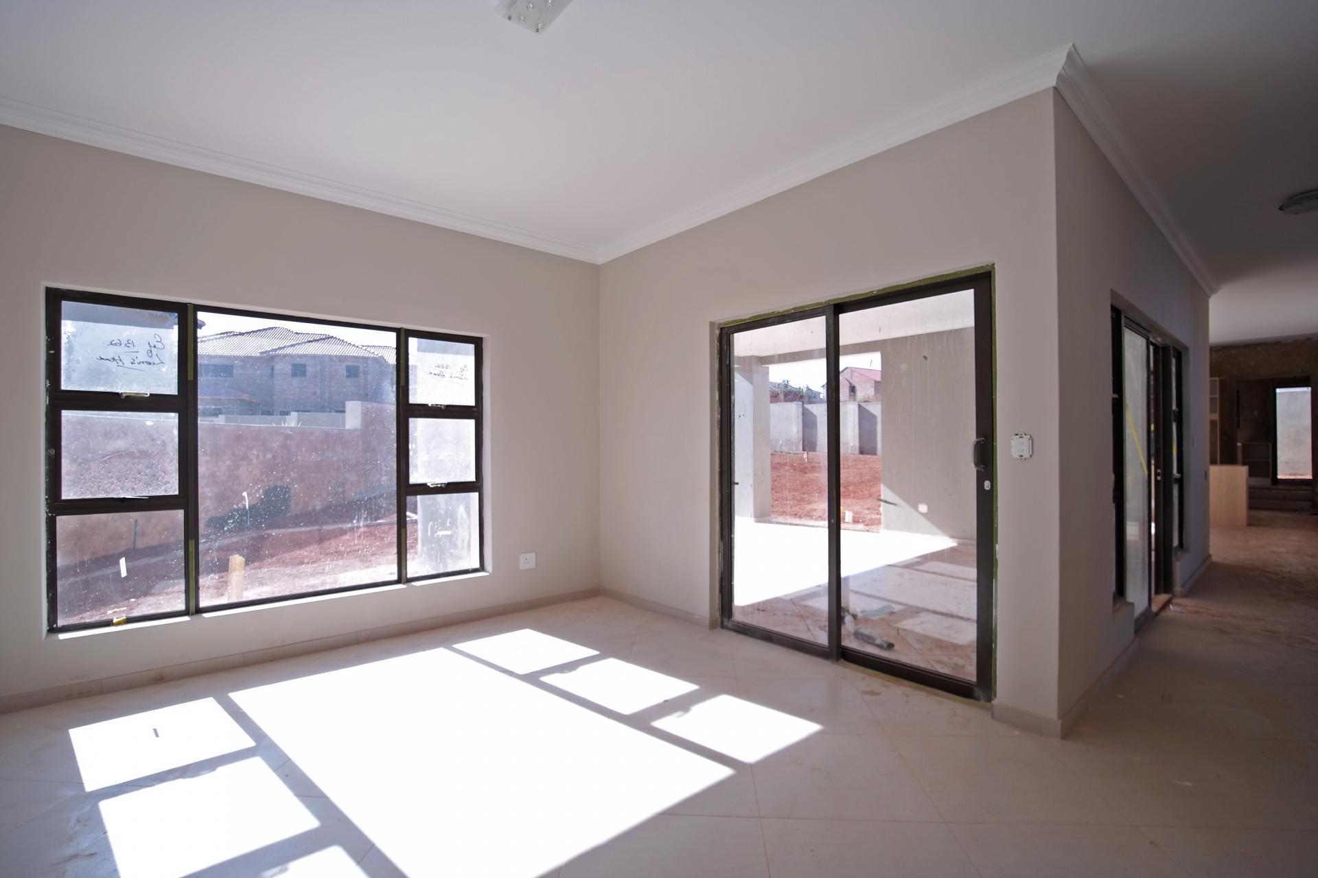 TV Room - 33 square meters of property in The Wilds Estate