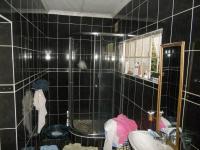 Main Bathroom - 7 square meters of property in Pietermaritzburg (KZN)