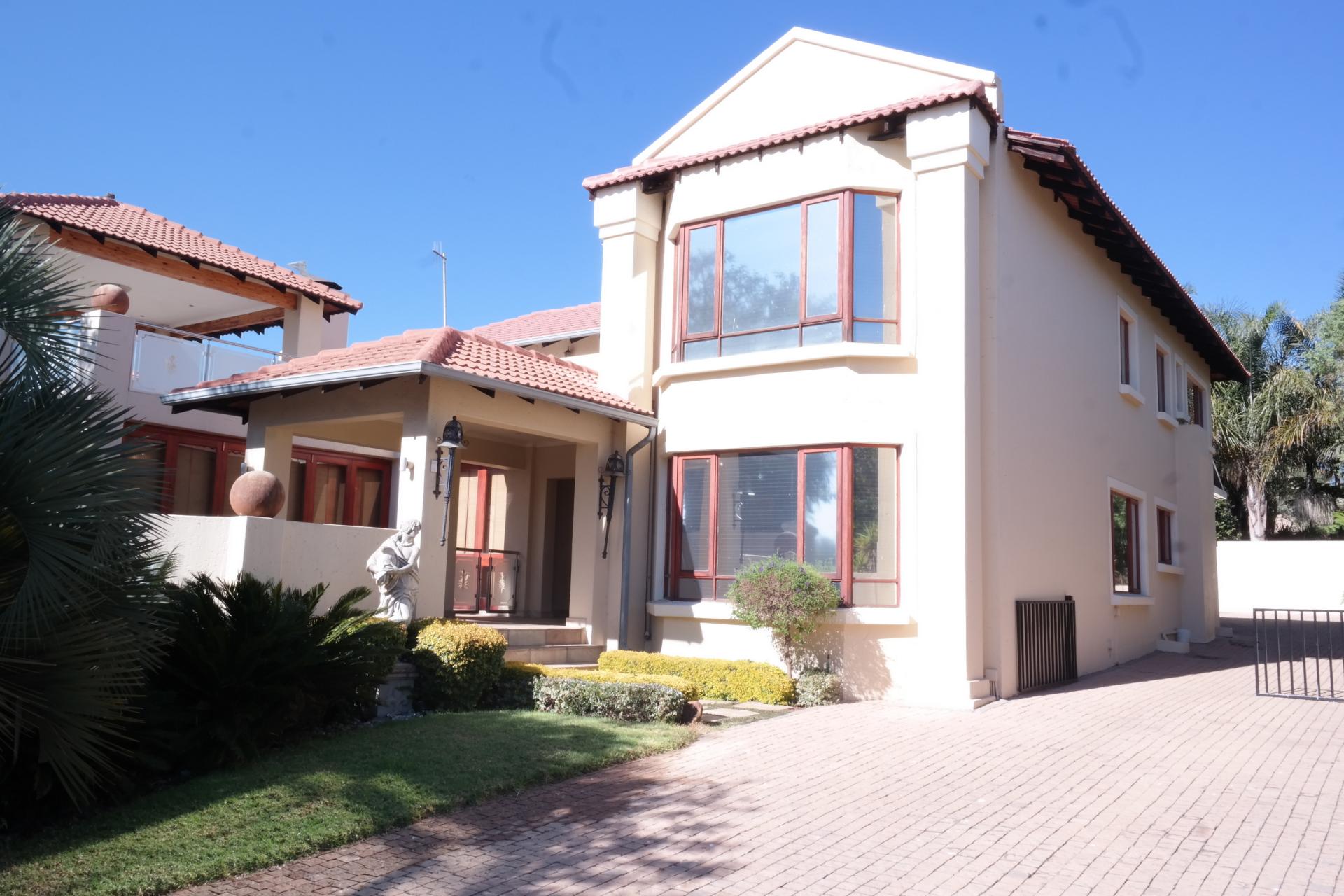 Front View of property in Woodhill Golf Estate