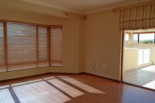 Main Bedroom - 38 square meters of property in Woodhill Golf Estate