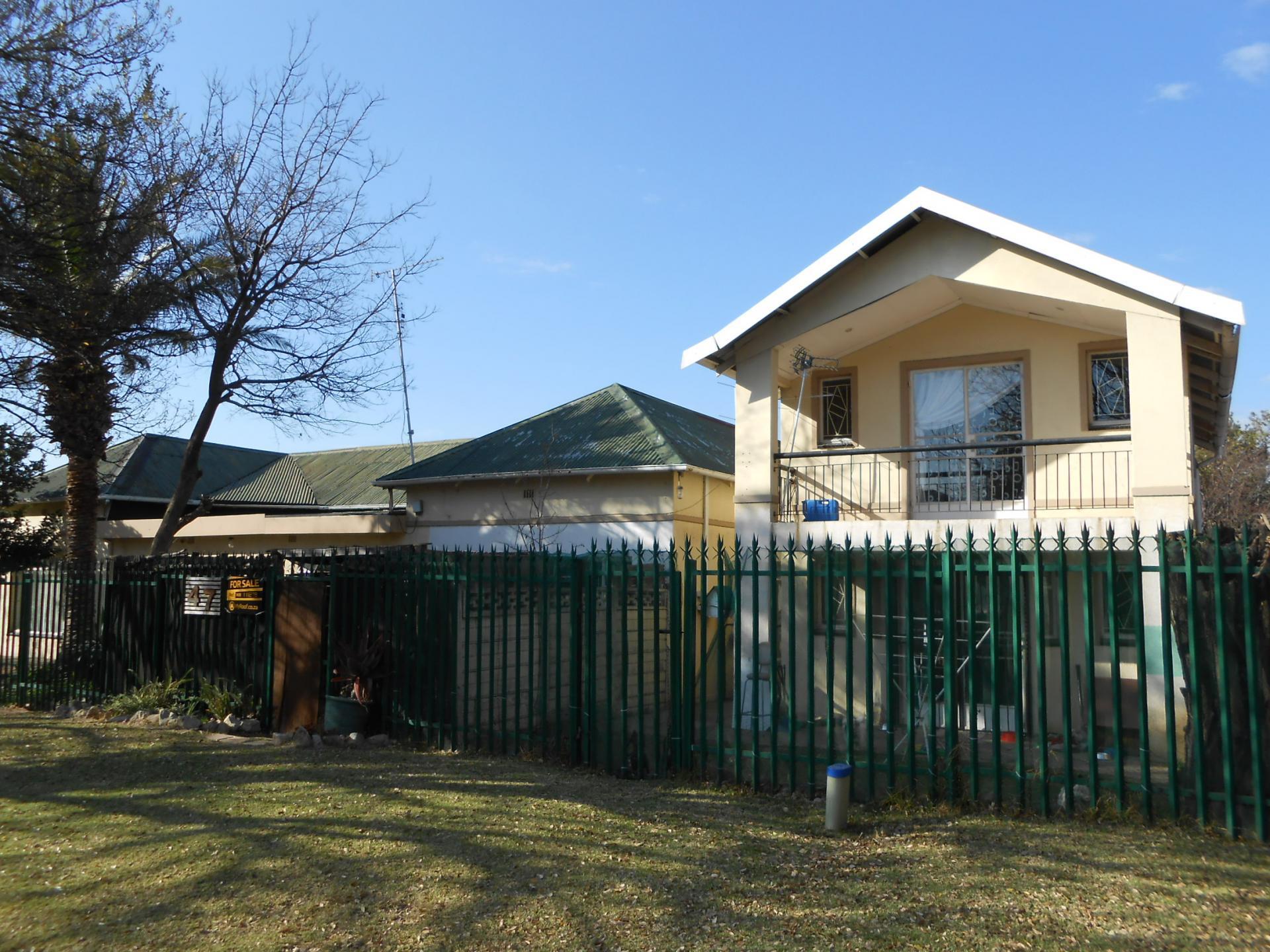 Standard Bank Repossessed 5 Bedroom House for Sale on online