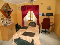 Dining Room - 10 square meters of property in Mandini