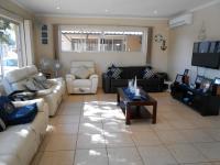 Lounges - 32 square meters of property in Sasolburg