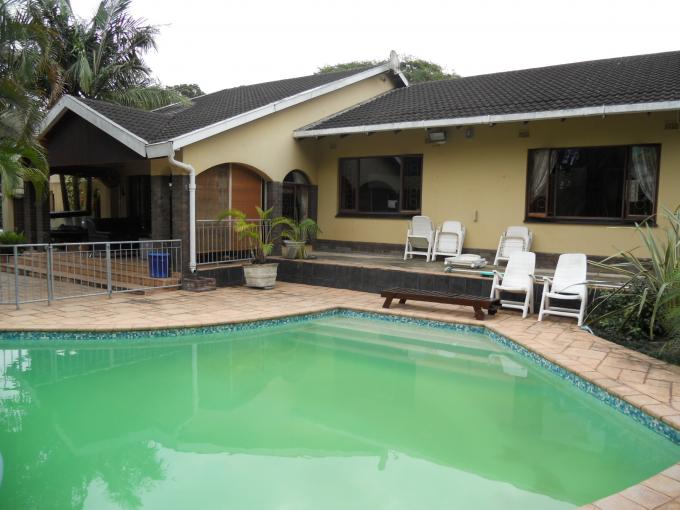 5 Bedroom House for Sale For Sale in Umtentweni - Private Sale - MR111331