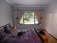 Main Bedroom - 20 square meters of property in Umtentweni