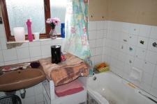 Bathroom 1 - 5 square meters of property in Mitchells Plain