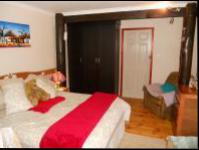 Bed Room 1 - 13 square meters of property in Trafalgar