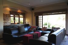 Lounges - 49 square meters of property in Woodhill Golf Estate