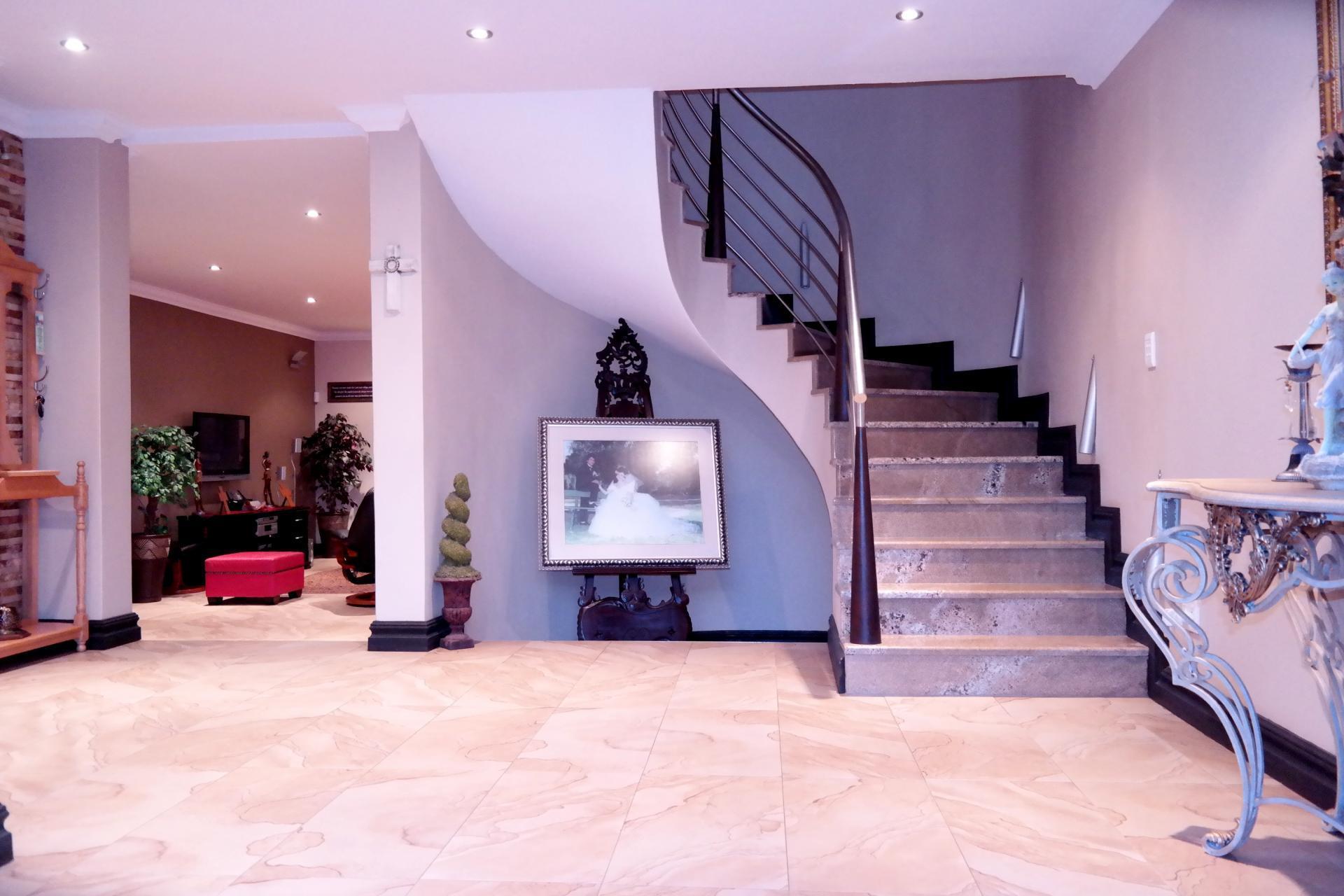 Spaces - 120 square meters of property in The Wilds Estate