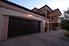 Front View of property in Silver Lakes Golf Estate