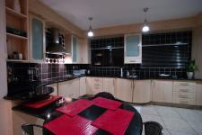 Kitchen - 28 square meters of property in Silver Lakes Golf Estate